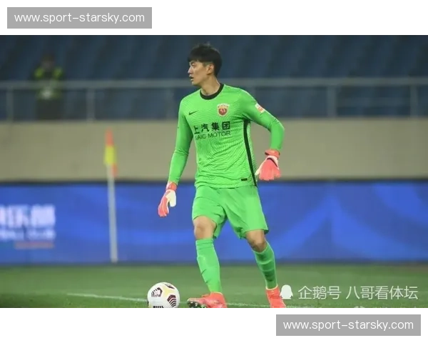 中超裁判名单:从幕后到前台的数据化解读与观赛新体验 中超裁判名单:从幕后到前台的数据化解读与观赛新体验